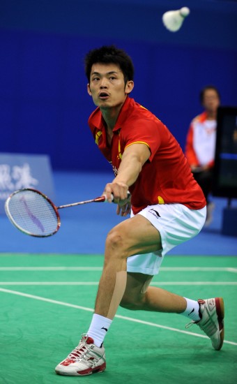 在攻防两端 在攻防两端