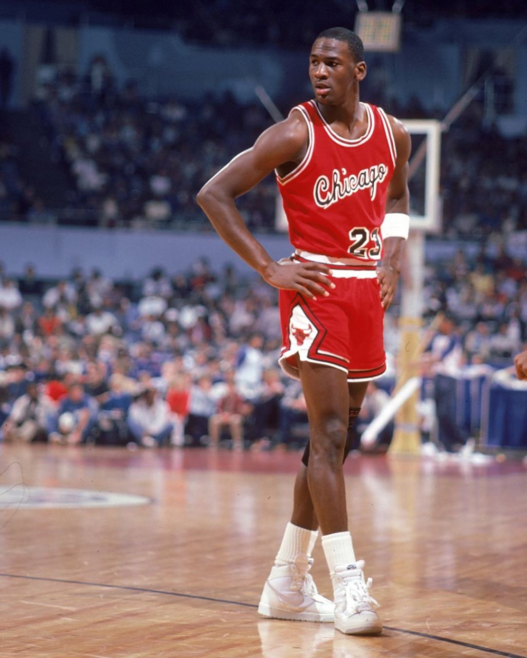 [图]字母哥空砍31+9里萨谢新高36分 雄鹿不敌老鹰.