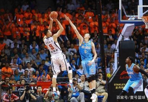 而是从团队 而是从团队