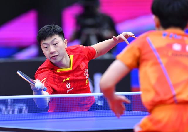 瓜迪奥拉：多库要伤缺一段时间 希望斯通斯这次恢复得更好.